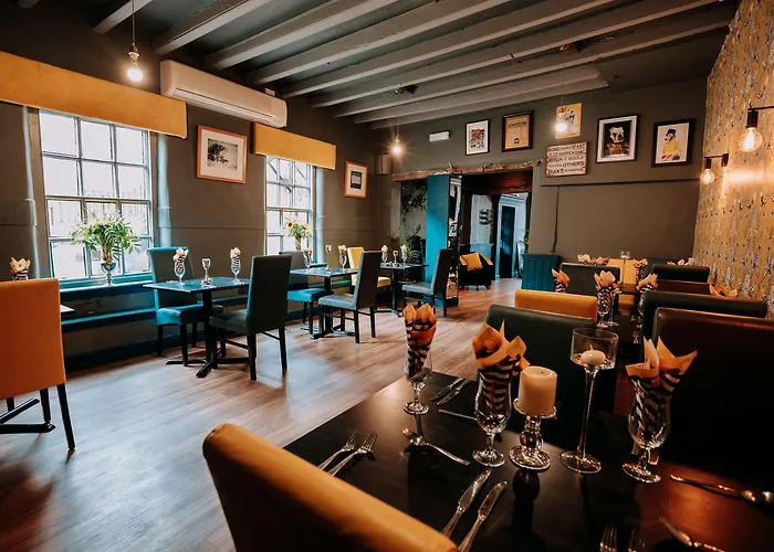 Hotell Oyo The Leven