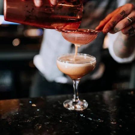 Oyo The Leven 3* Стоксли