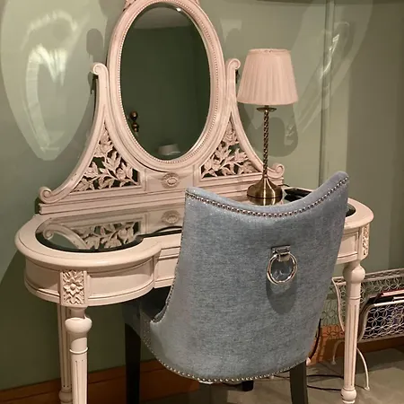 Отель Oyo The Leven 3*