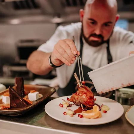 Отель Oyo The Leven 3*