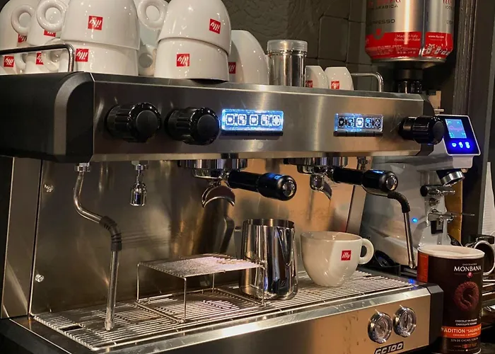 Oyo The Leven ستوكيسلي